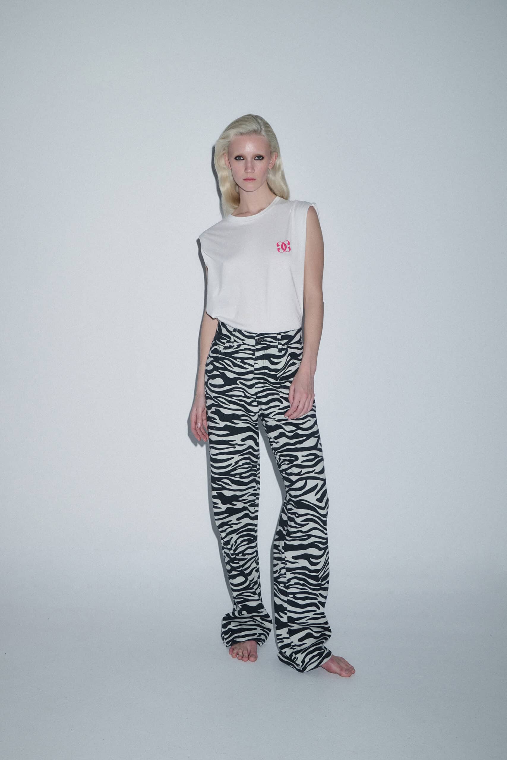 S5ELTS0026 T Shirt & S5TNDT0014 Denim Trouser (2)