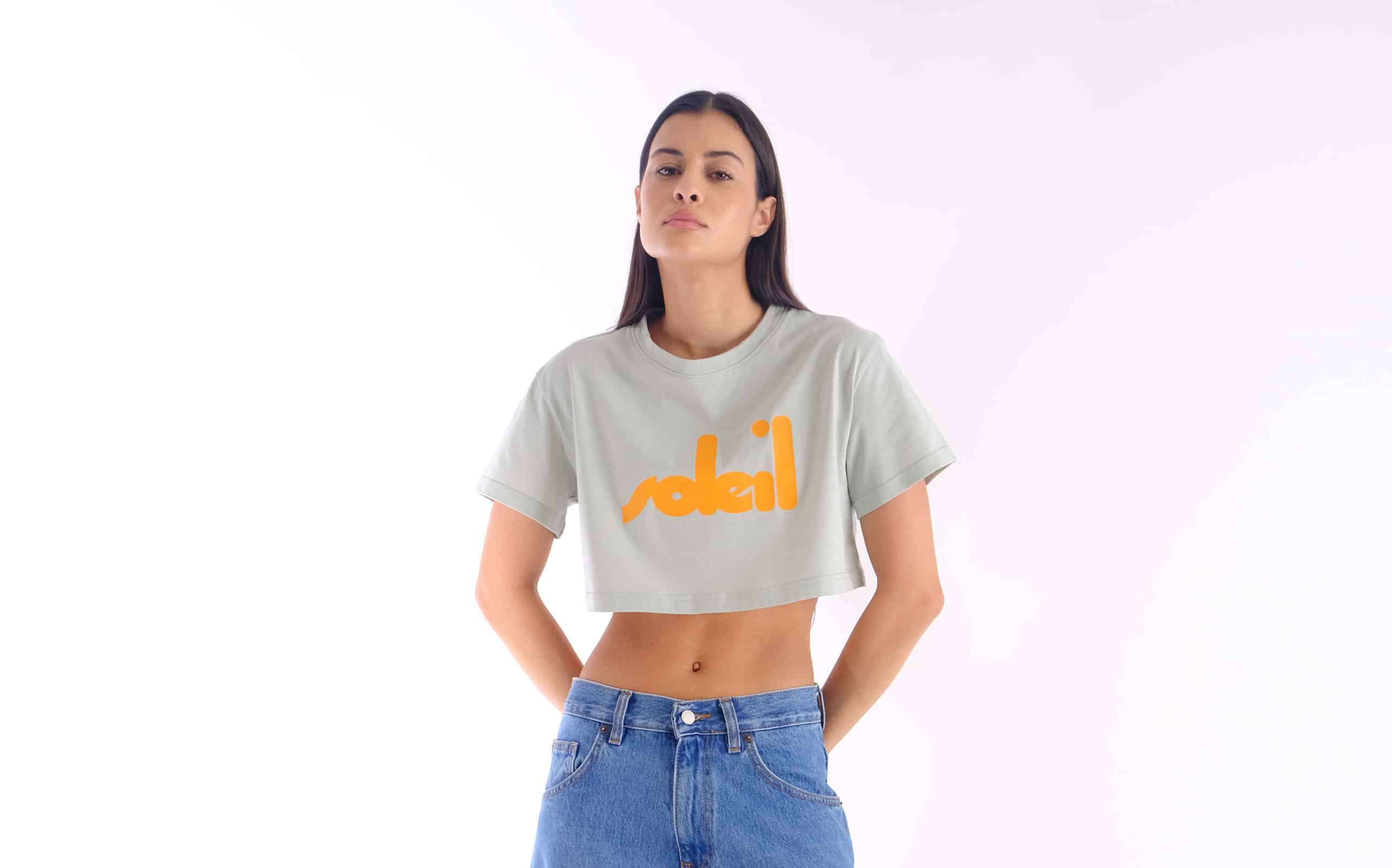 CARINA LIME CREAM SOLEILCARINA SOLEIL pose