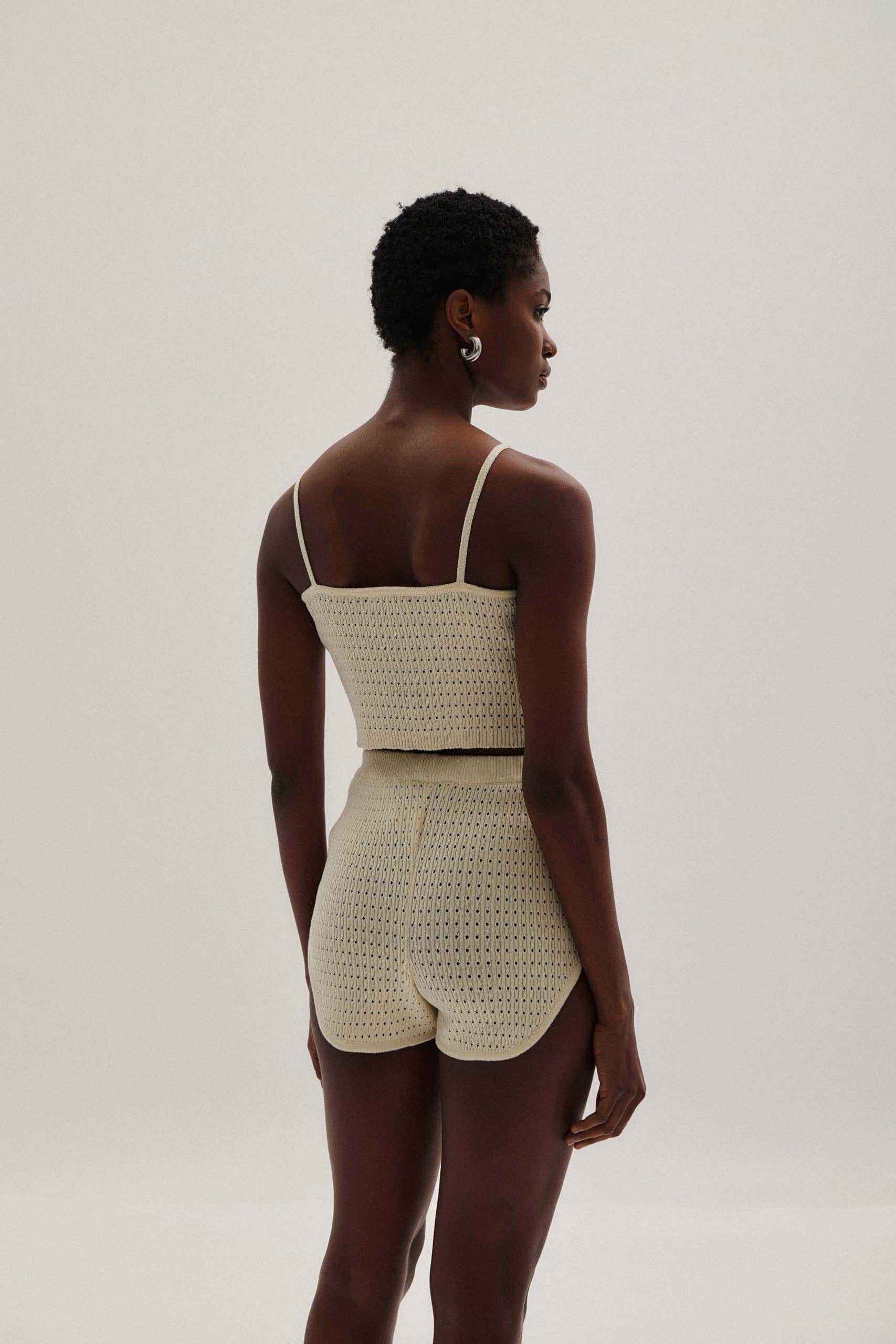 S5THCT0079 Crop Top S5THSO0086 Shorts 1 scaled