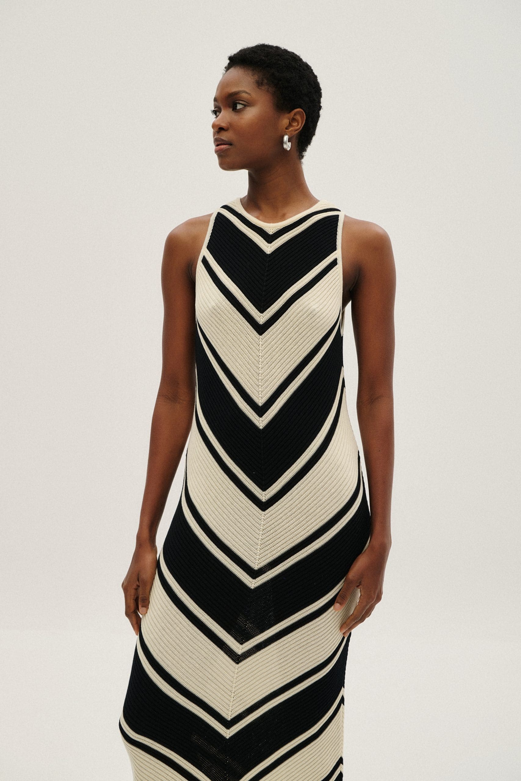 S5THDL0065 Dress 3 scaled