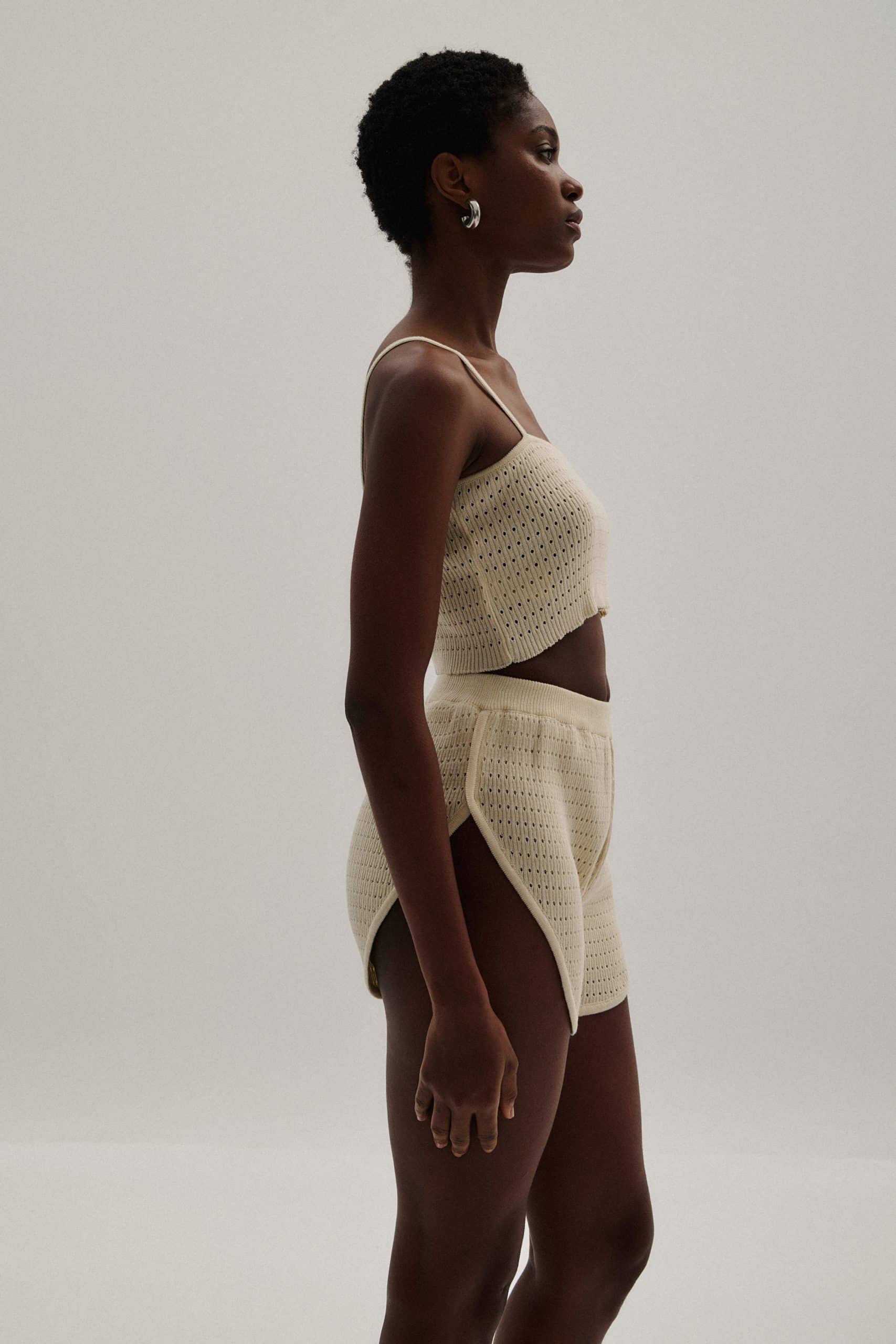 S5THCT0079 Crop Top S5THSO0086 Shorts 3 scaled